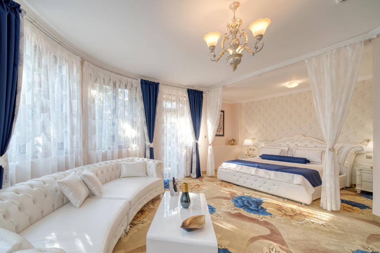 Residence Konstantina Palace カザンラク エクステリア 写真