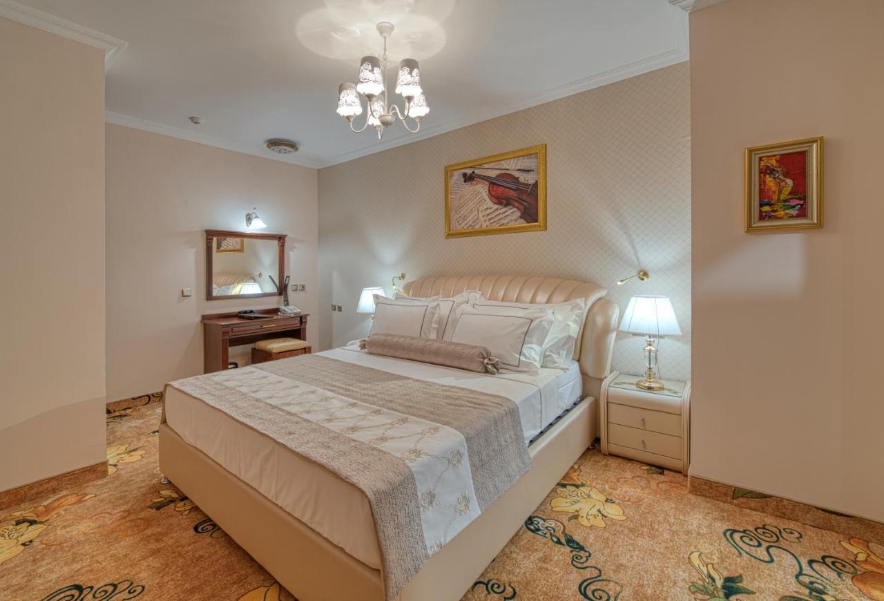 Residence Konstantina Palace カザンラク エクステリア 写真