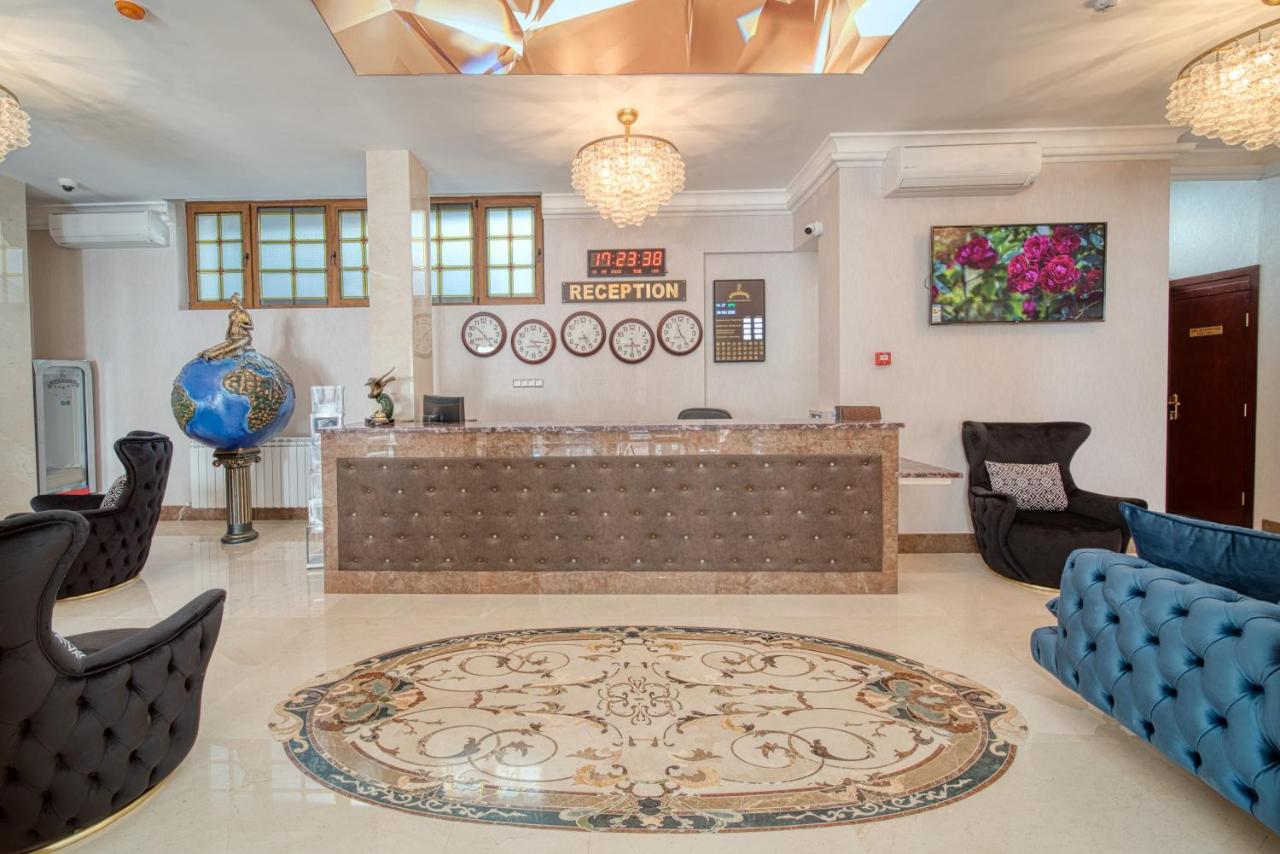 Residence Konstantina Palace カザンラク エクステリア 写真